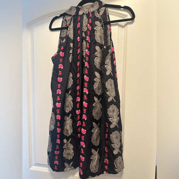 SUNNER FLORAL SLEEVELESS DRESS - Picture 6 of 6